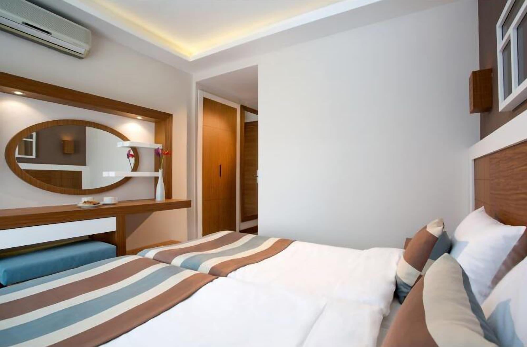 Lavia Hotels كمر المظهر الخارجي الصورة