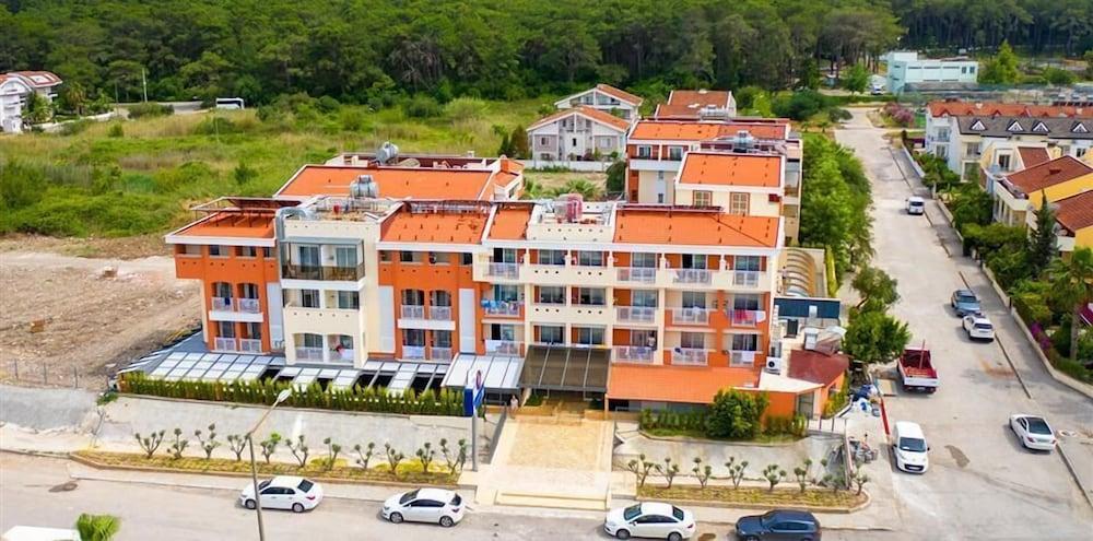 Lavia Hotels كمر المظهر الخارجي الصورة